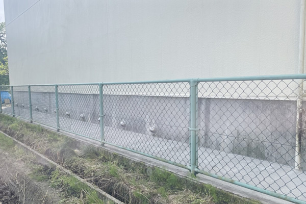 犬走をコンクリートにして防草対策