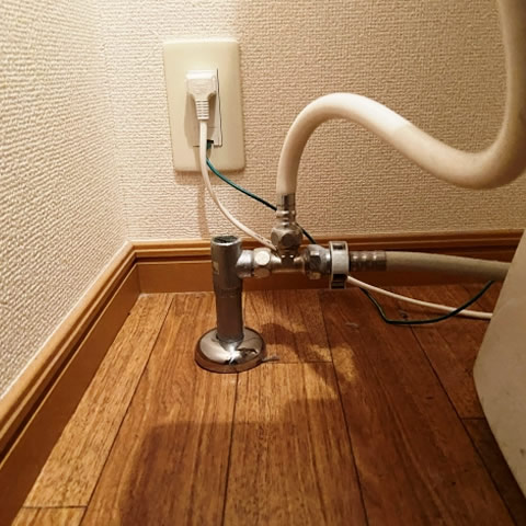 トイレの電源