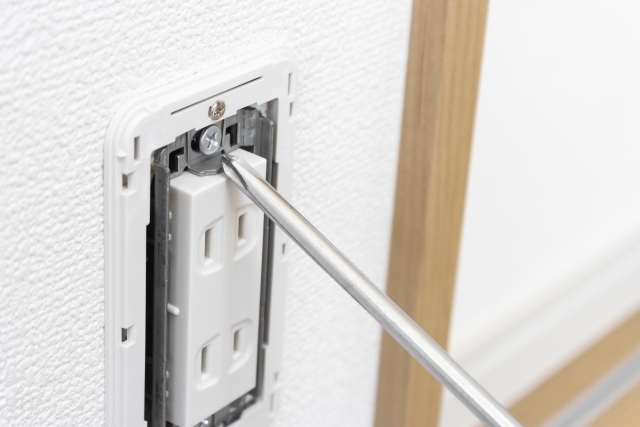 電源コンセントの増設