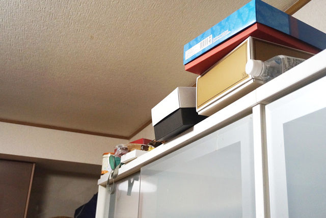 倒壊の恐れがある棚